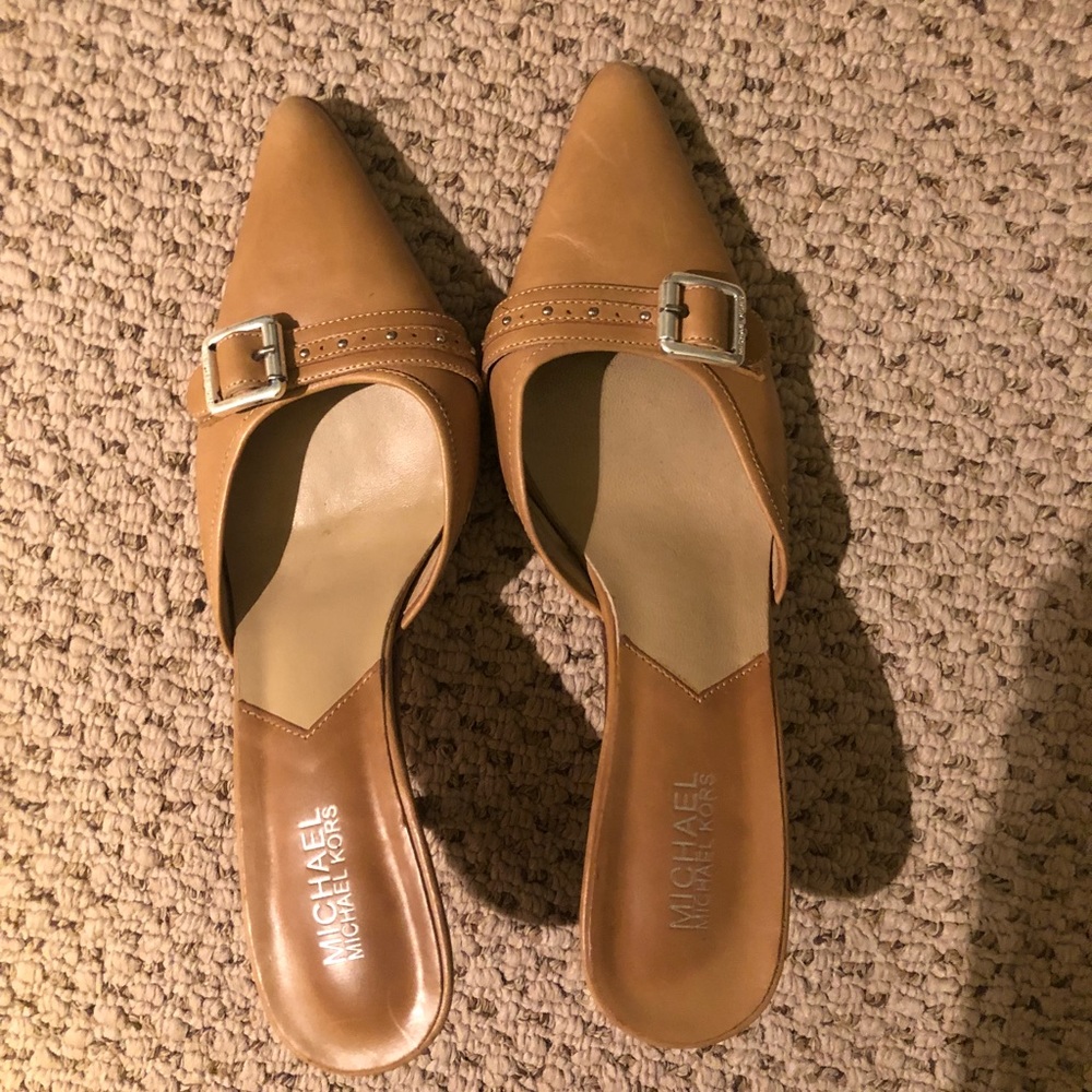 Michael -Michael Kors low heel